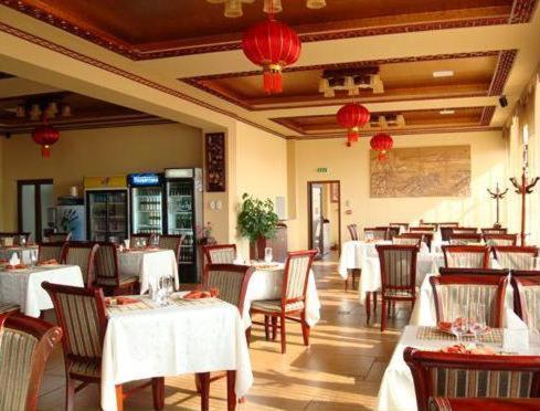Motel Dhs - Chinese Restaurant Deva Exterior foto